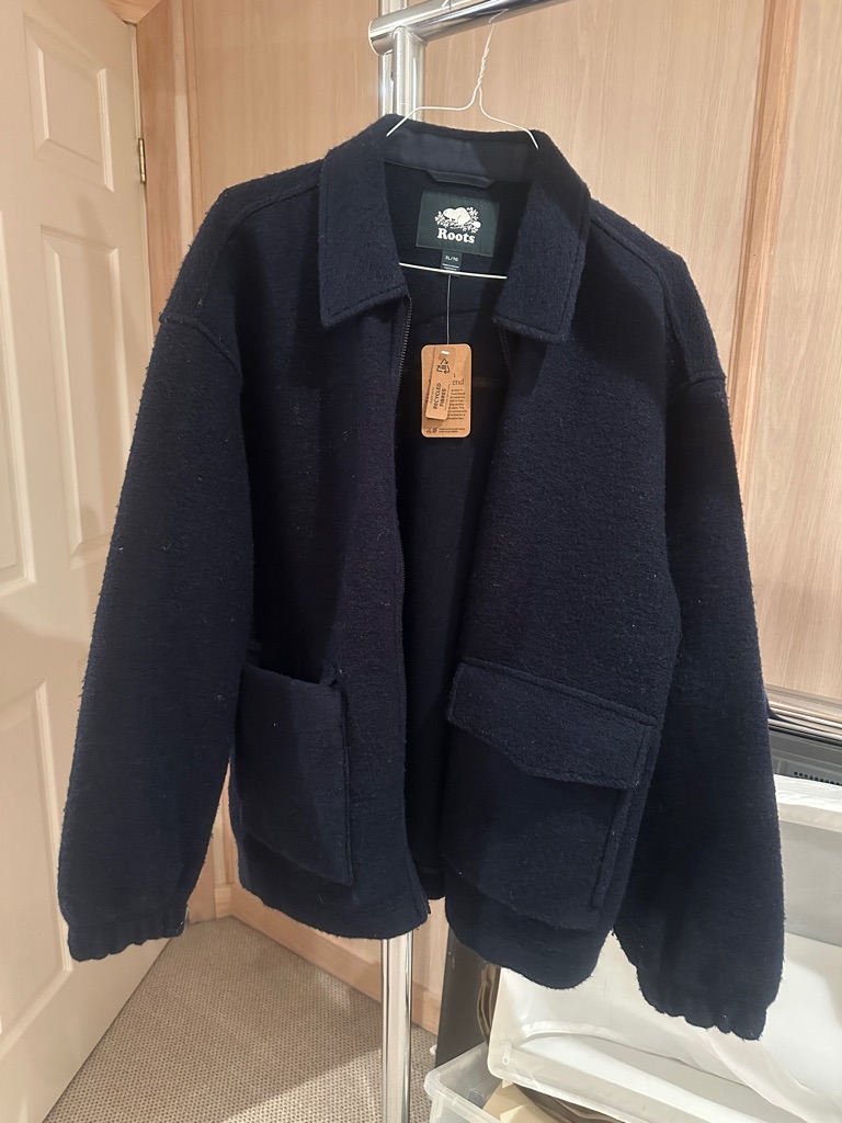 New With Tags Roots Men’s Navy Shirt Jacket